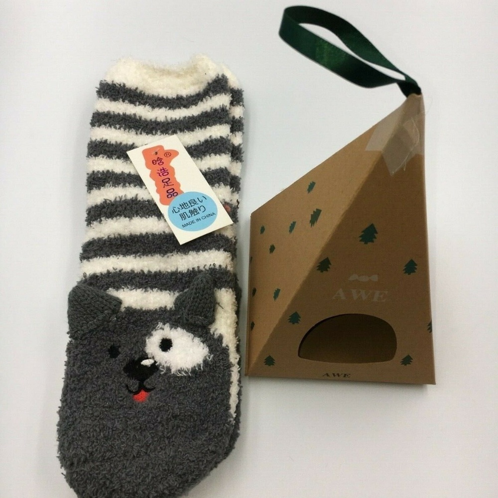 Awe Socks Animal Fuzzy W/ Holiday Ornament Box One - Picture 2 of 2